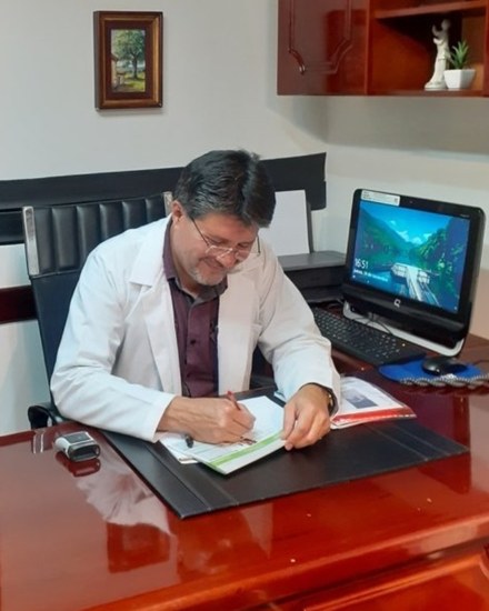 Dr. Darío de La Torre